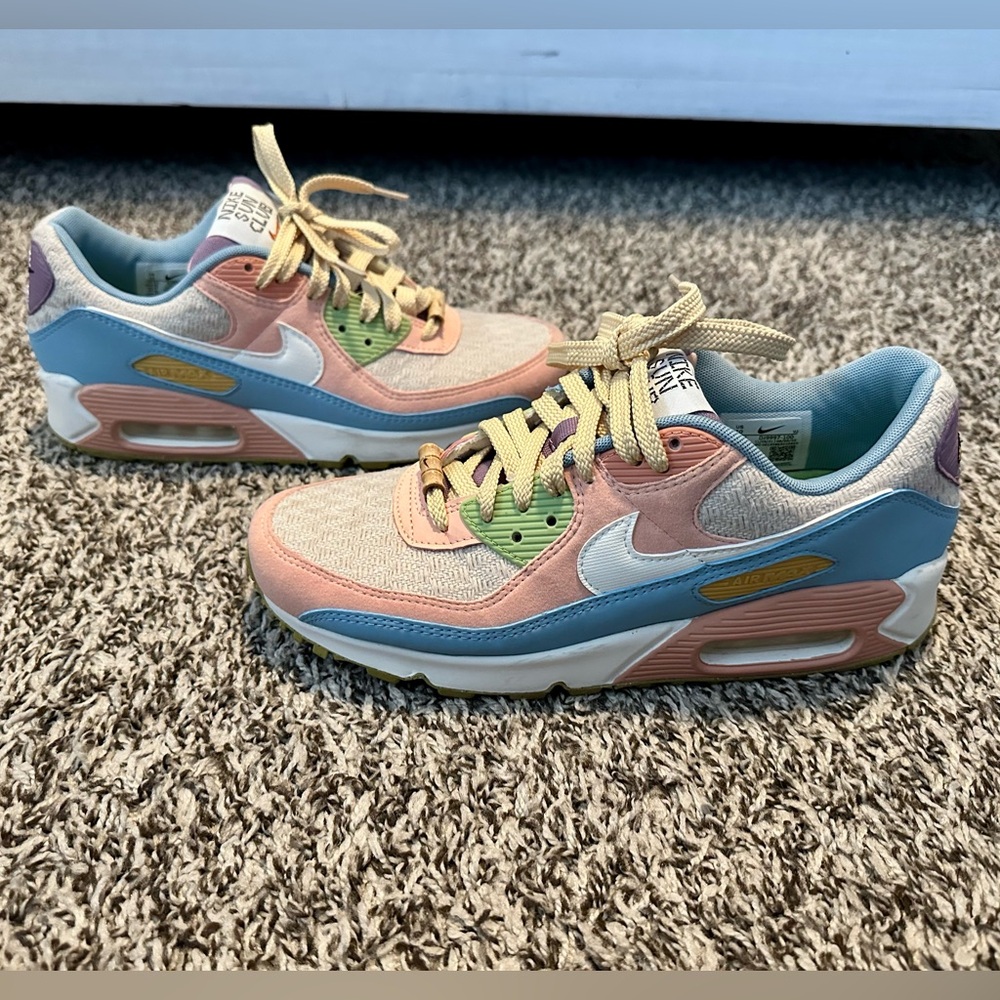 NIKE Sun Club Air Max Sneakers